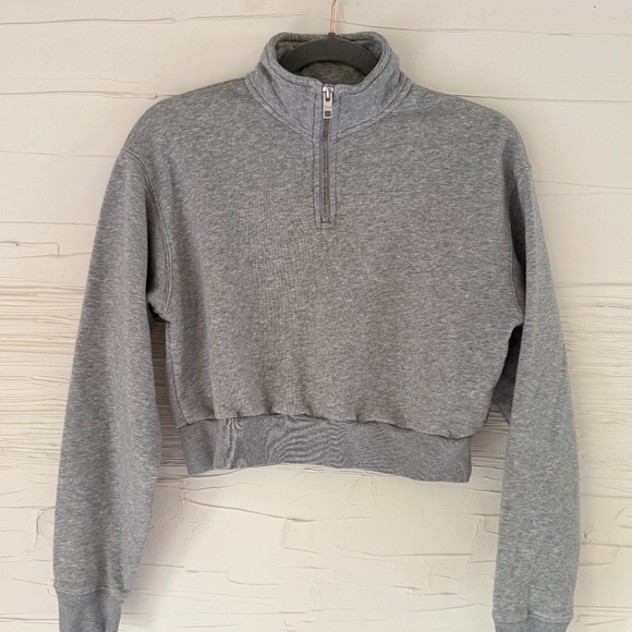 TNA | Size XS | Grey 1/4 Zip Cropped Sweatshirt - Picture 2 of 6